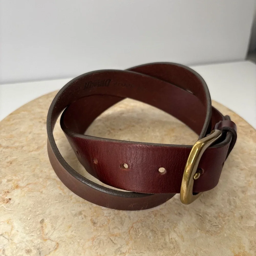 Mens Duluth Trading Company‎ Leather Belt Brass Buckle Classic Casual Dress Belt